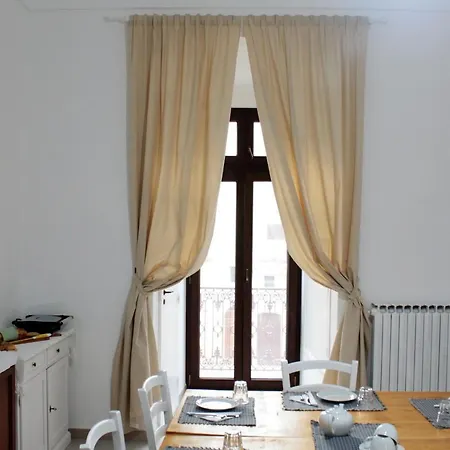 A Casa Ventotto Alojamento de Acomodação e Pequeno-almoço 3*